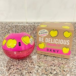 NWT DKNY be delicious orchard st 3.4